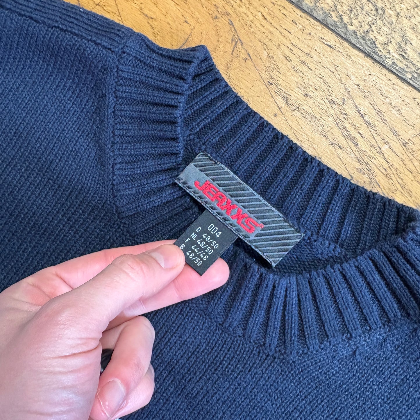 Vintage Navy Embroidered Flag Chunky Knit Jumper - L
