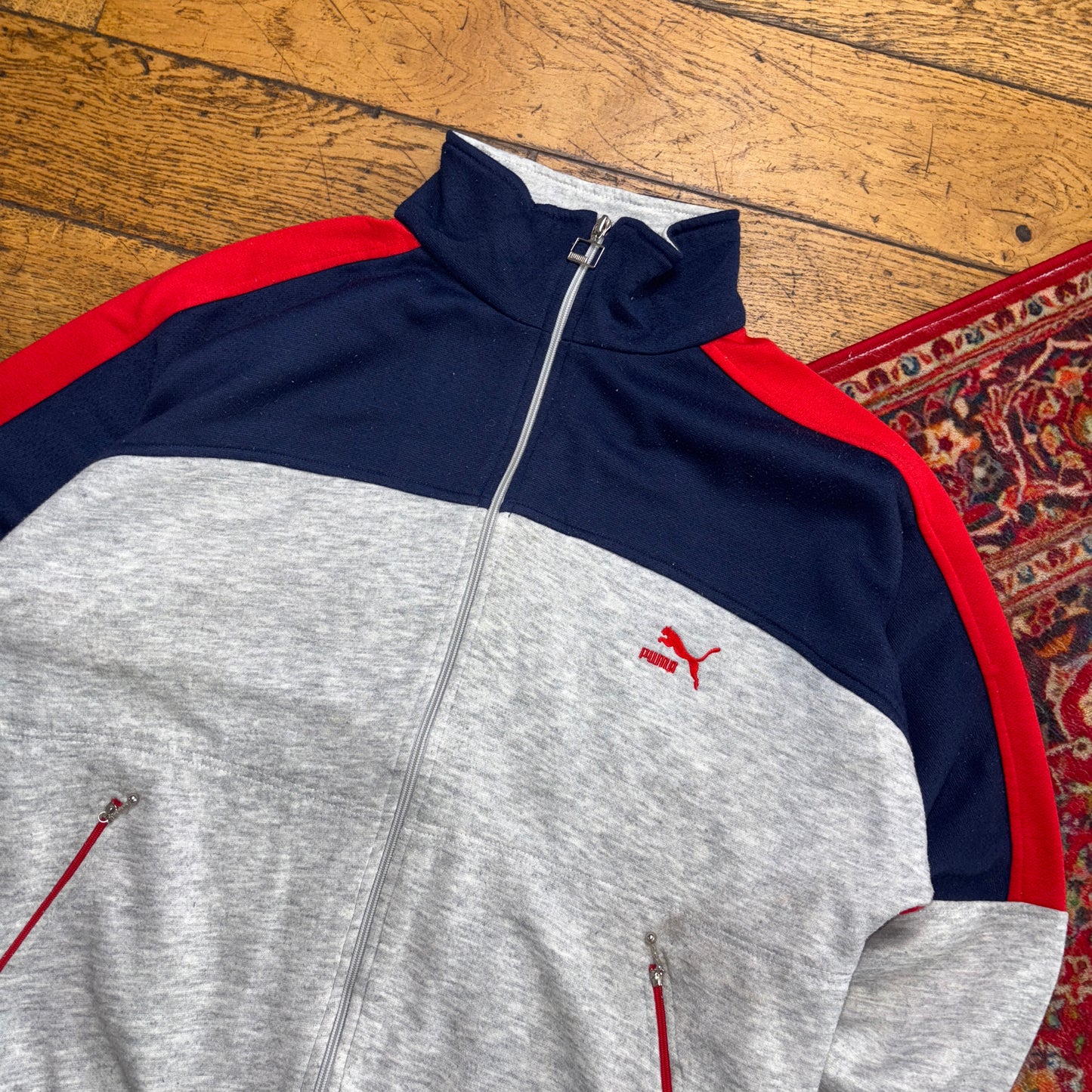 Vintage 90s Puma Grey Embroidered Sweatshirt - L