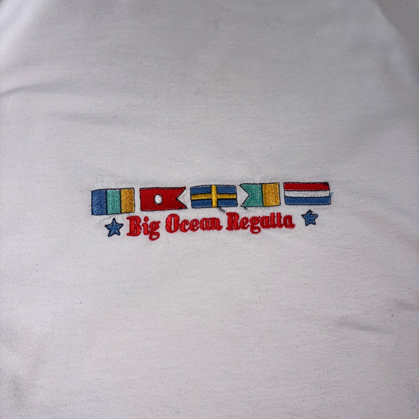 Vintage White Sailing Regatta Embroidered Graphic T-Shirt - XL
