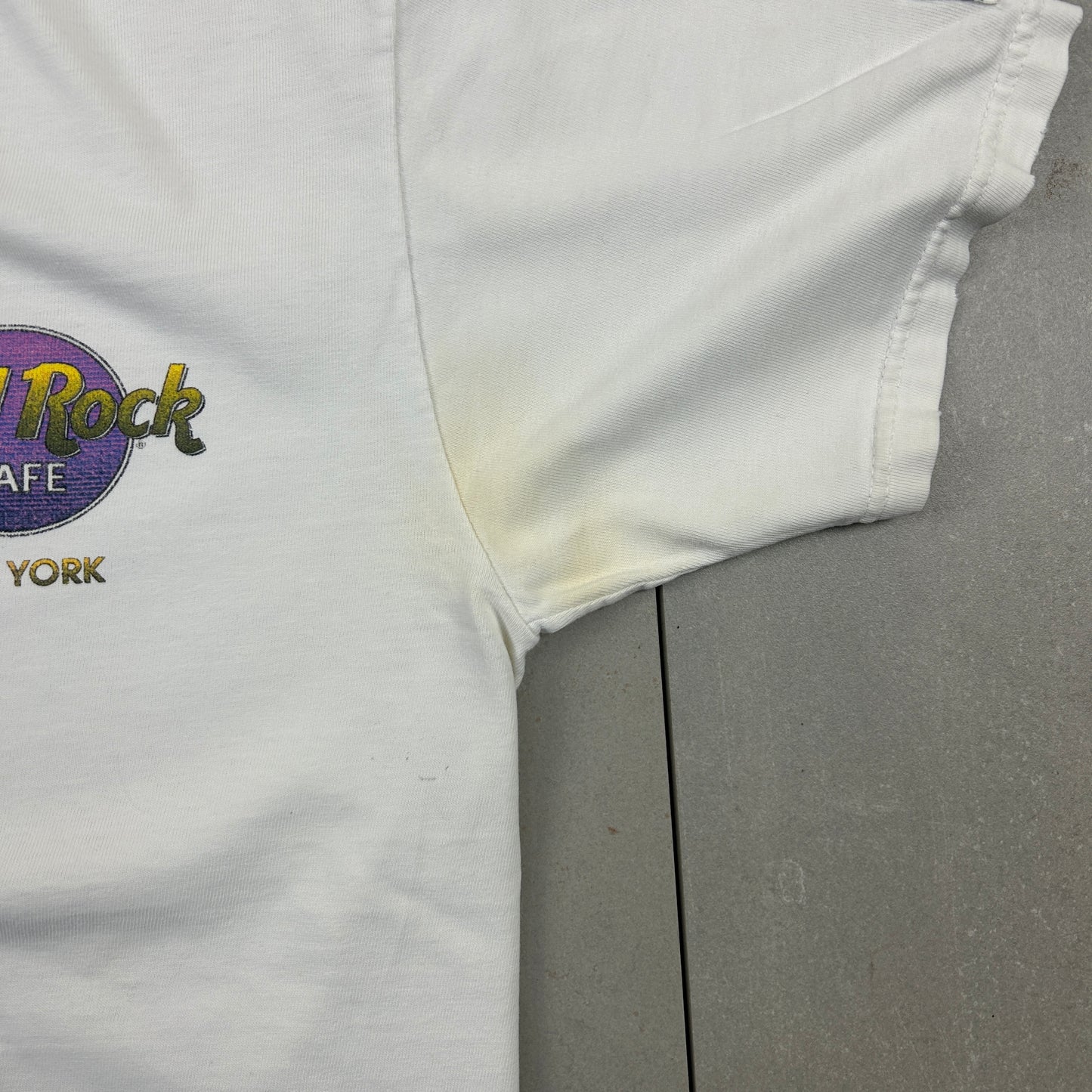 Vintage Hard Rock Cafe New York White Graphic T-Shirt - M