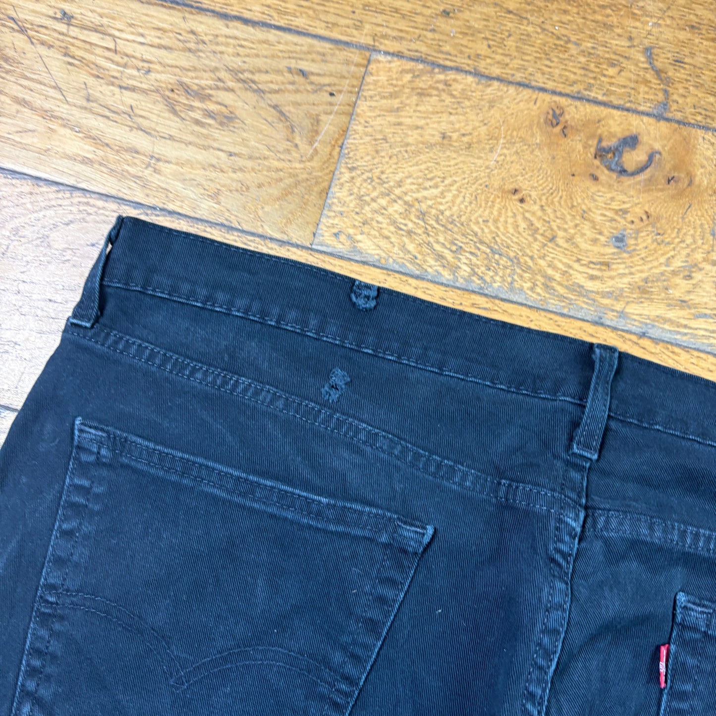 Vintage Levis Straight Black Denim Jeans - 44