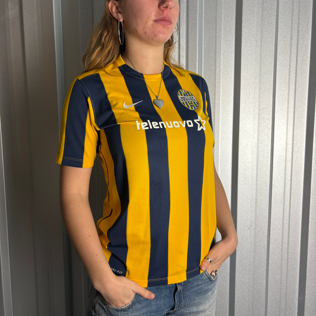 Hellas Veronas Yellow Navy Stripe Football Shirt - Kids XL