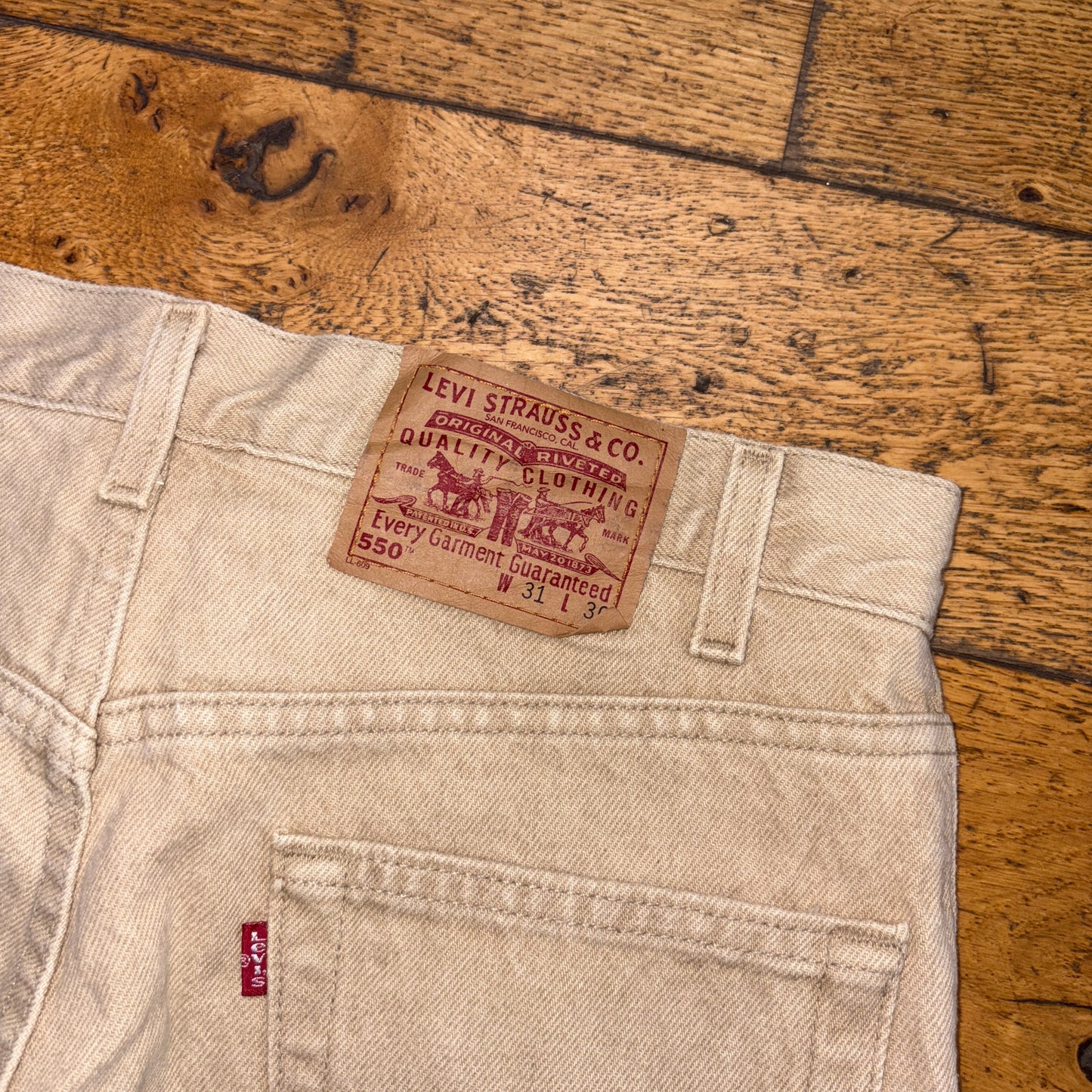 Vintage Levis 550 Baggy Tapered Cream Denim Jeans - 31S