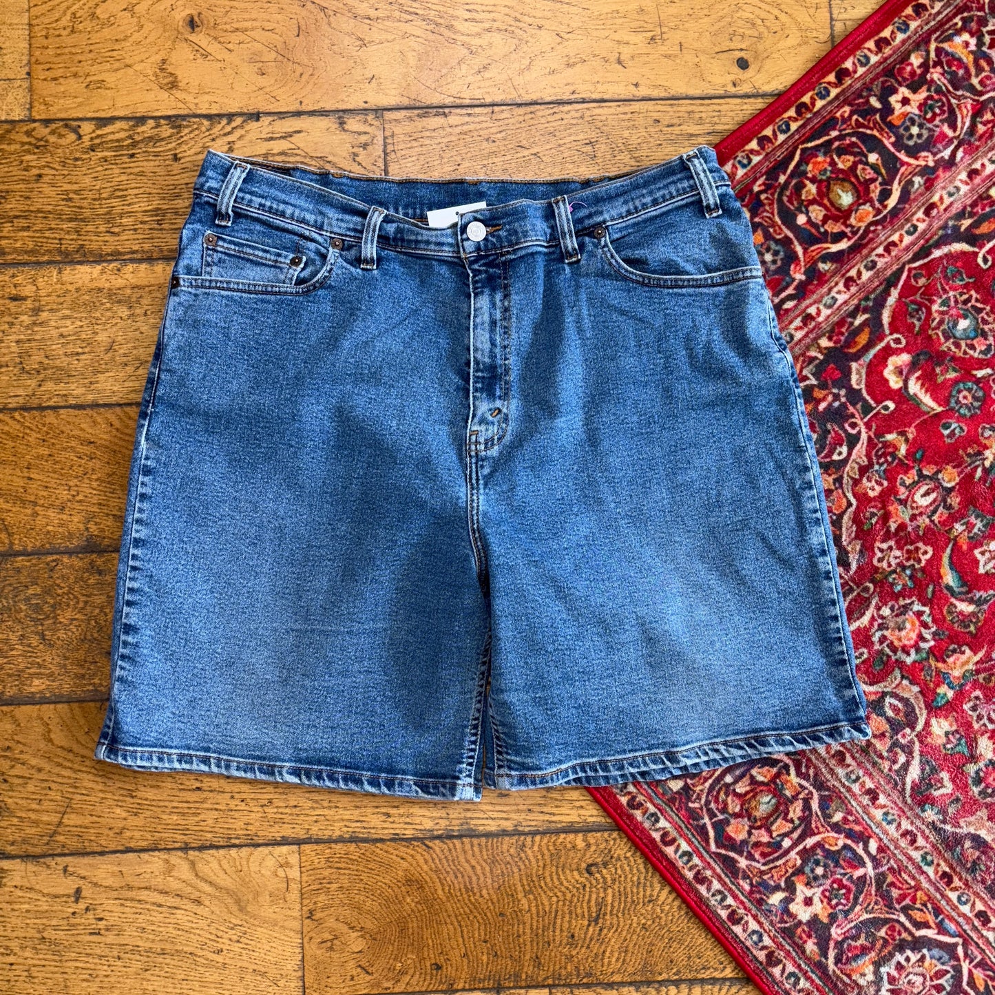 Vintage Levis Blue Baggy Denim Shorts - 36