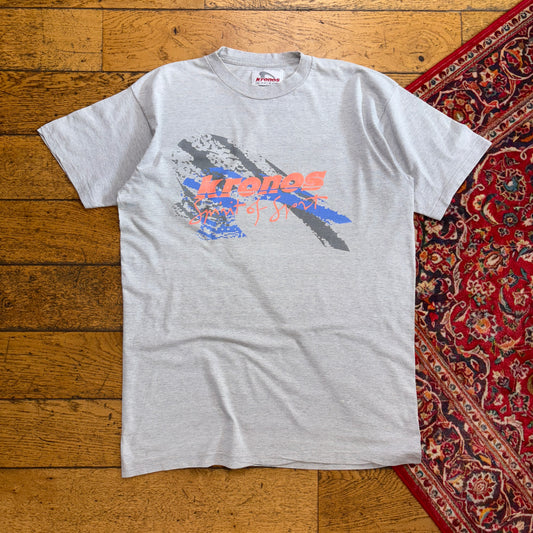 Vintage 90s Grey Kronos Sport Graphic T-Shirt - M