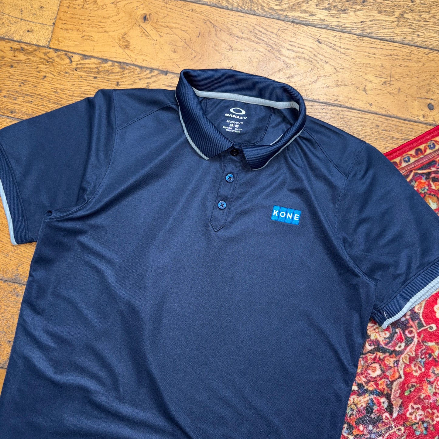 Vintage Oakley Navy Embroidered Polo Shirt - S