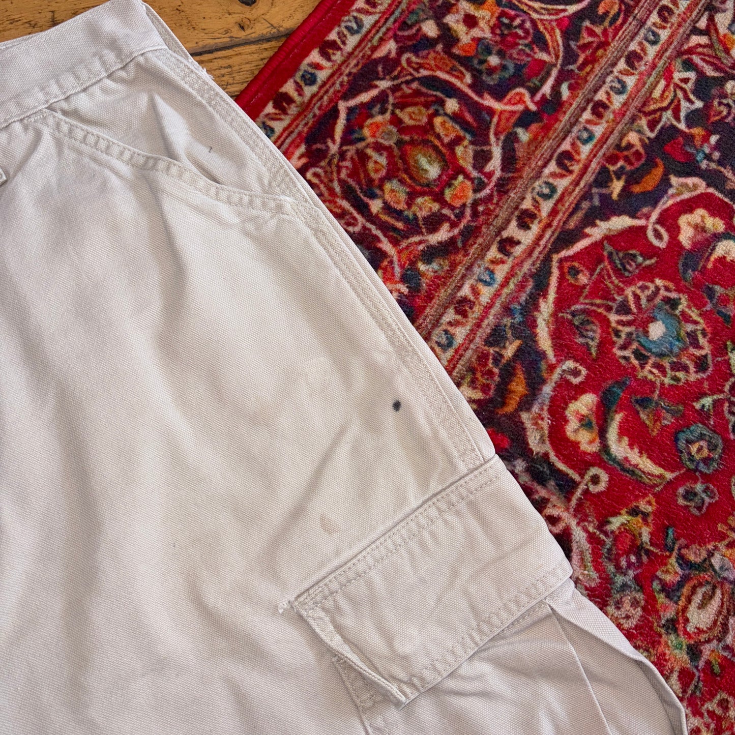 Vintage Carhartt Workwear Cream Baggy Carpenter Shorts - 36