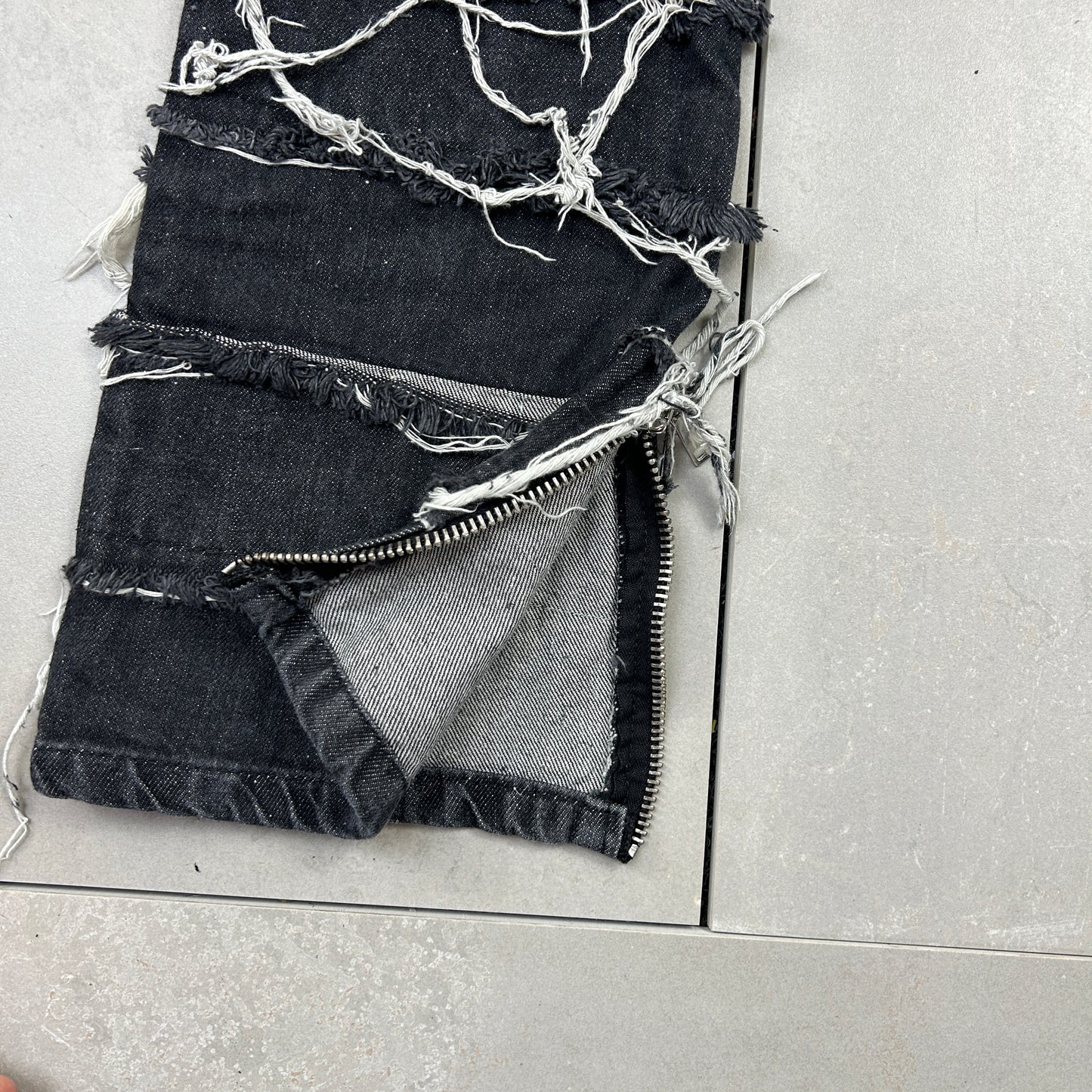 Vintage Hip Hop Flared Black Distressed Jeans - 32