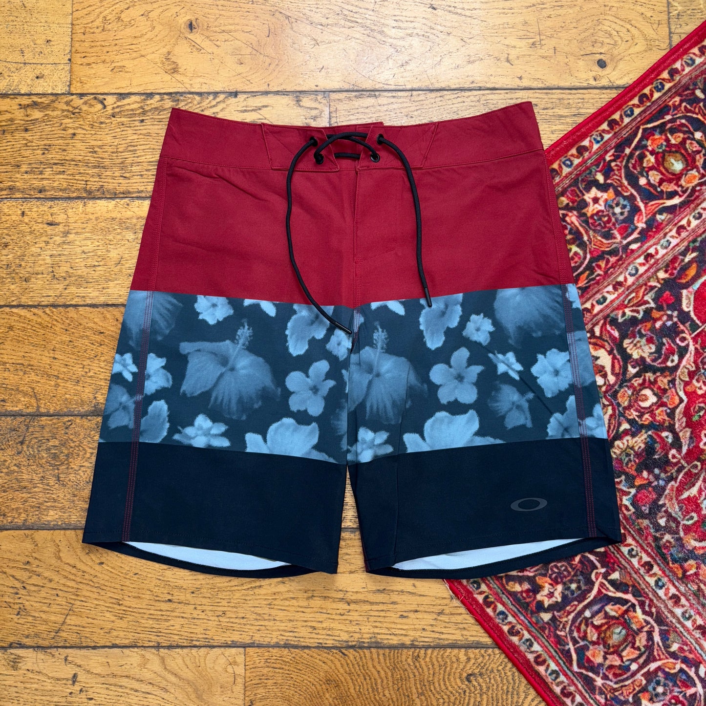 Vintage Oakley Red Board Swimming Trunks Surfwear Shorts Jorts - 32