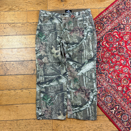 Vintage Real Tree Camo Green Hunting Workwear Trousers - 38