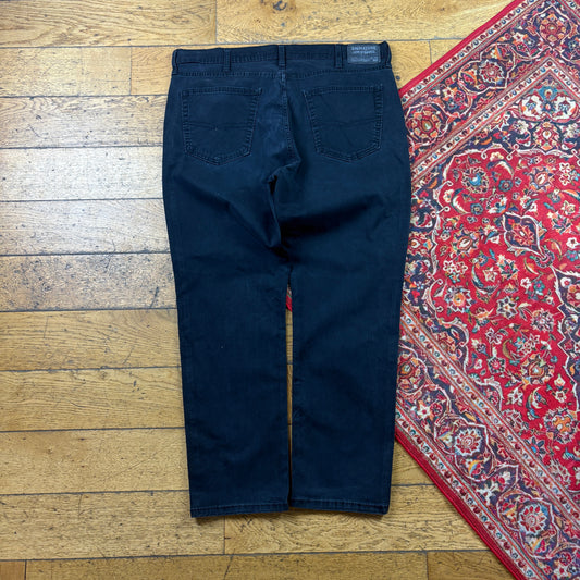 Vintage Levis Athletic Straight Black Denim Jeans - 40