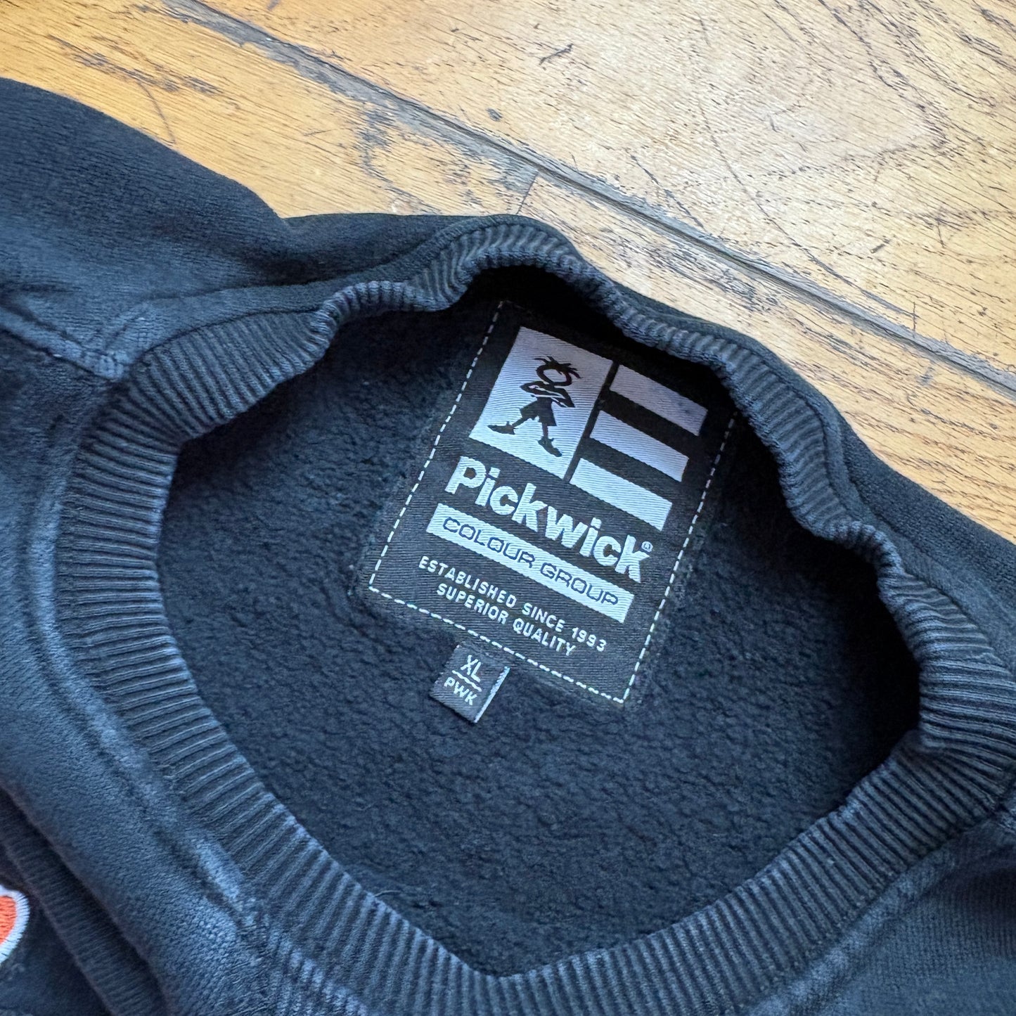 Vintage Pickwick Black Embroidered Sweatshirt - XL