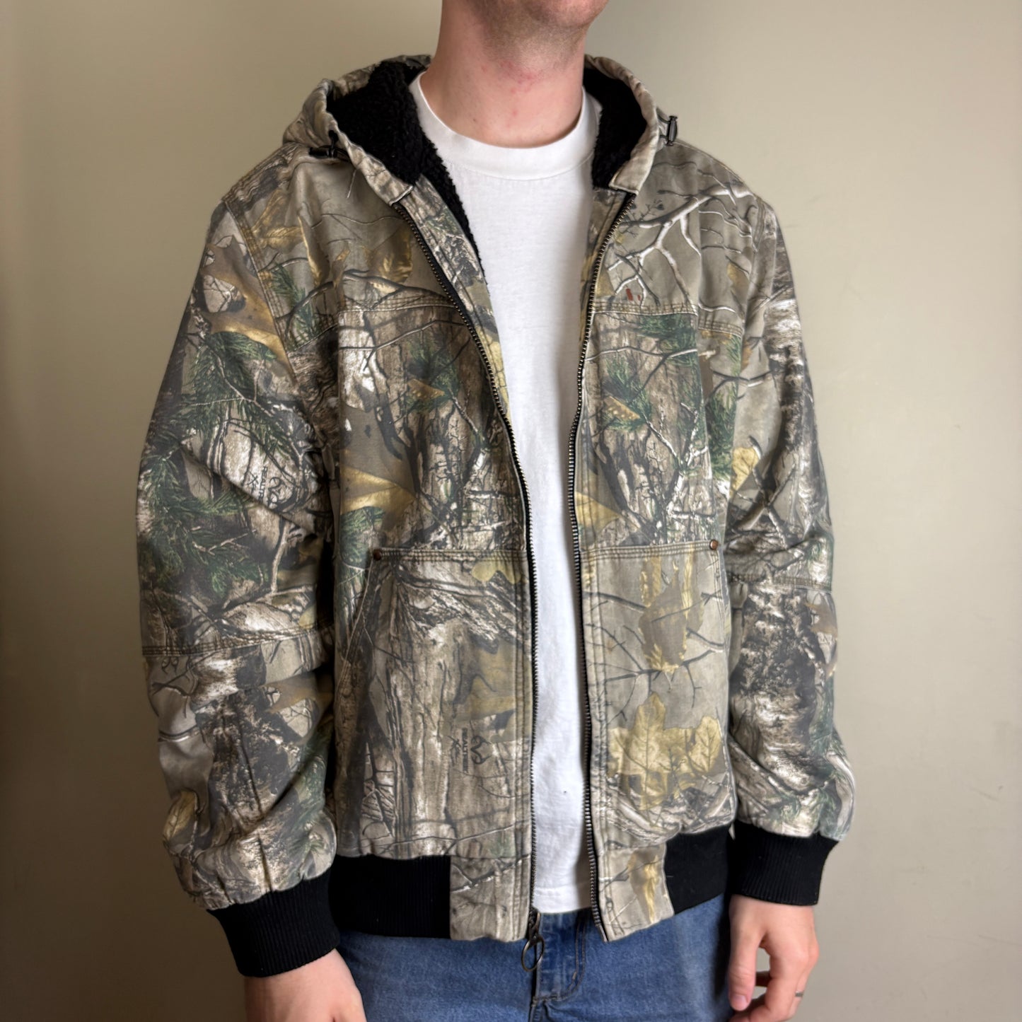 Vintage GH Bass Realtree Camo Hunting Workwear Active Hoodie Jacket - XL
