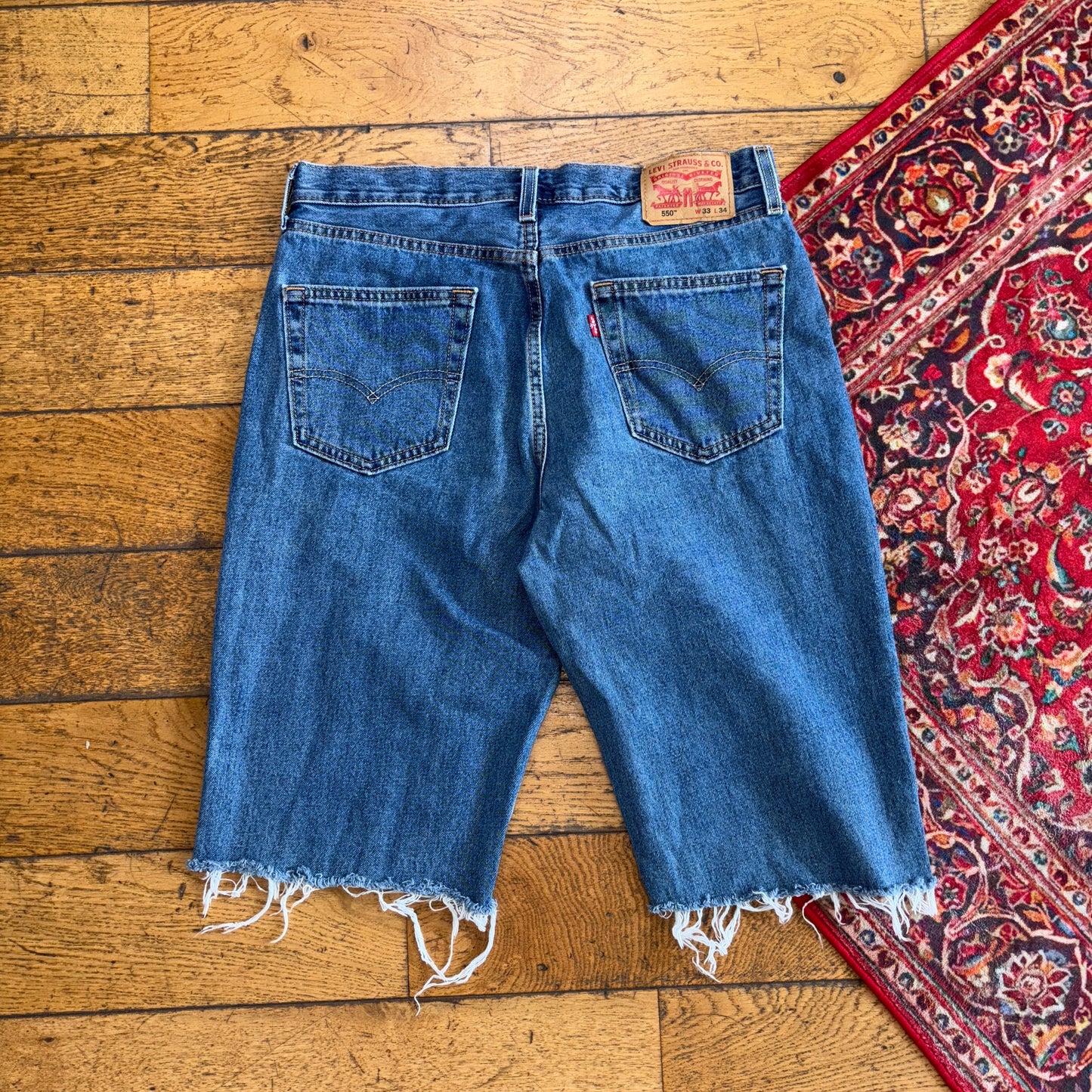 Vintage Levis 550 Baggy Blue Denim Shorts - 33
