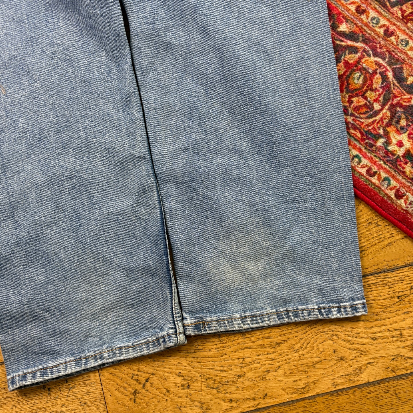 Vintage Levis 559 Baggy Blue Denim Jeans - 40