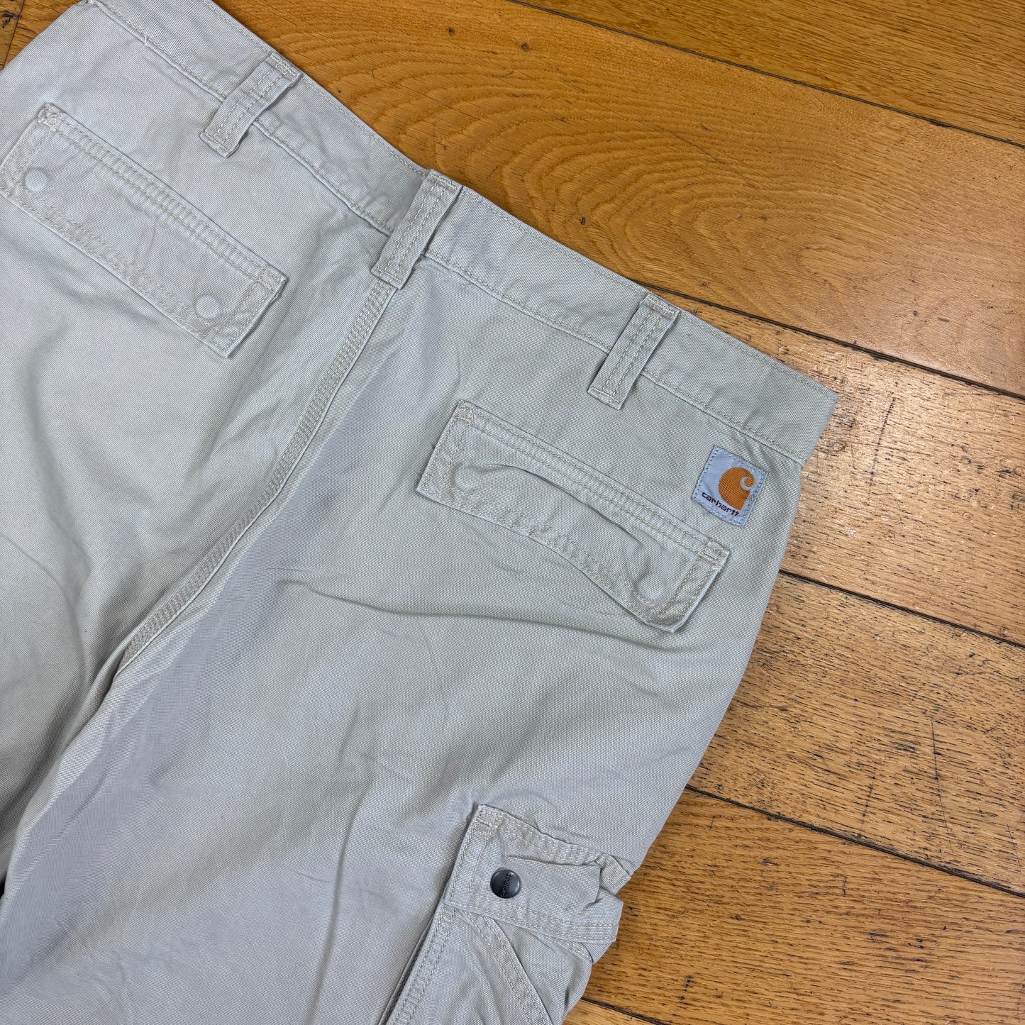 Vintage Carhartt Workwear Cream Baggy Carpenter Shorts - 36