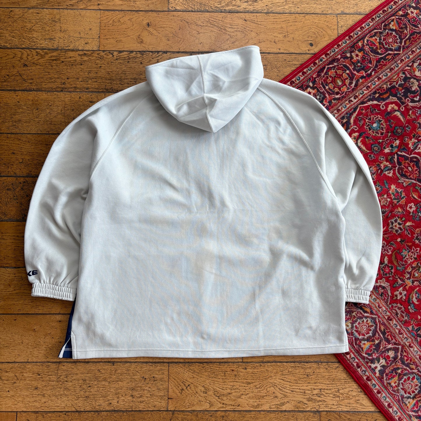 Vintage 90s Nike Basketball Cream Navy Embroidered Sweatshirt - 3XL