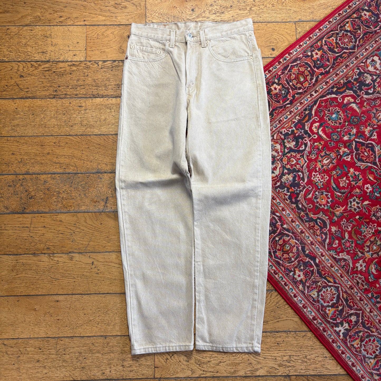 Vintage Levis 550 Relaxed Tapered Cream Denim Jeans - 31S
