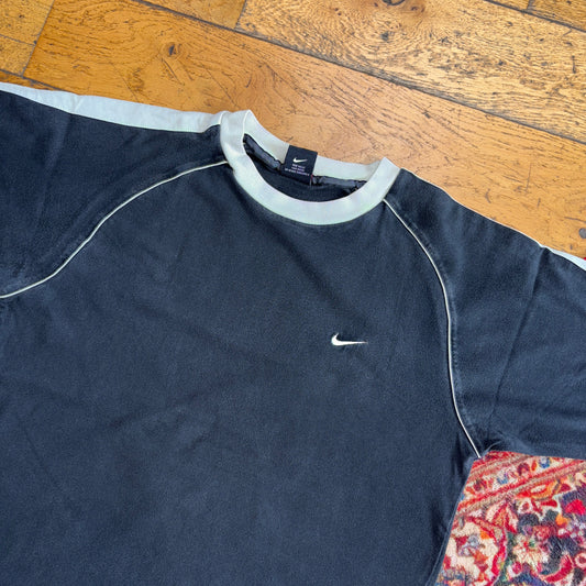Vintage Nike Black Swoosh 90s Graphic T-Shirt - S