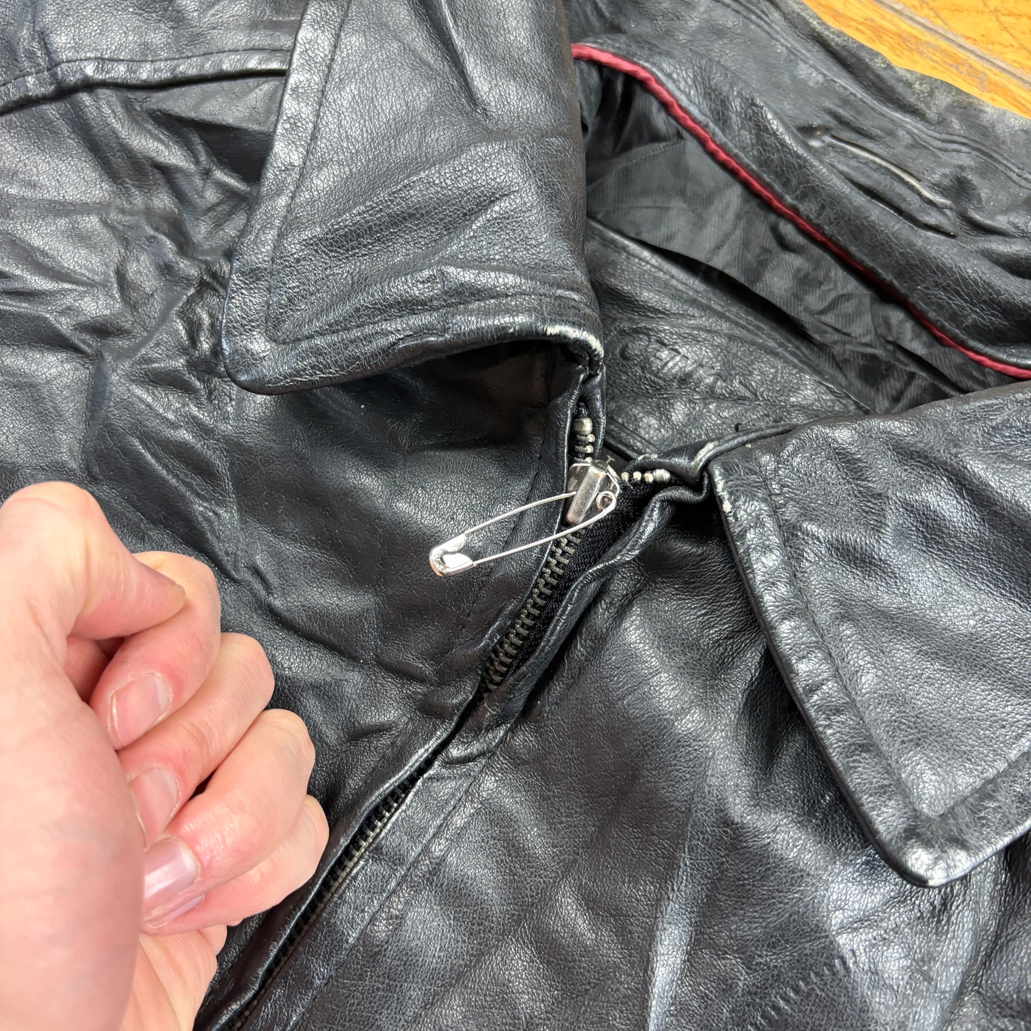 Vintage Bomber Aviator Black Leather Jacket - L