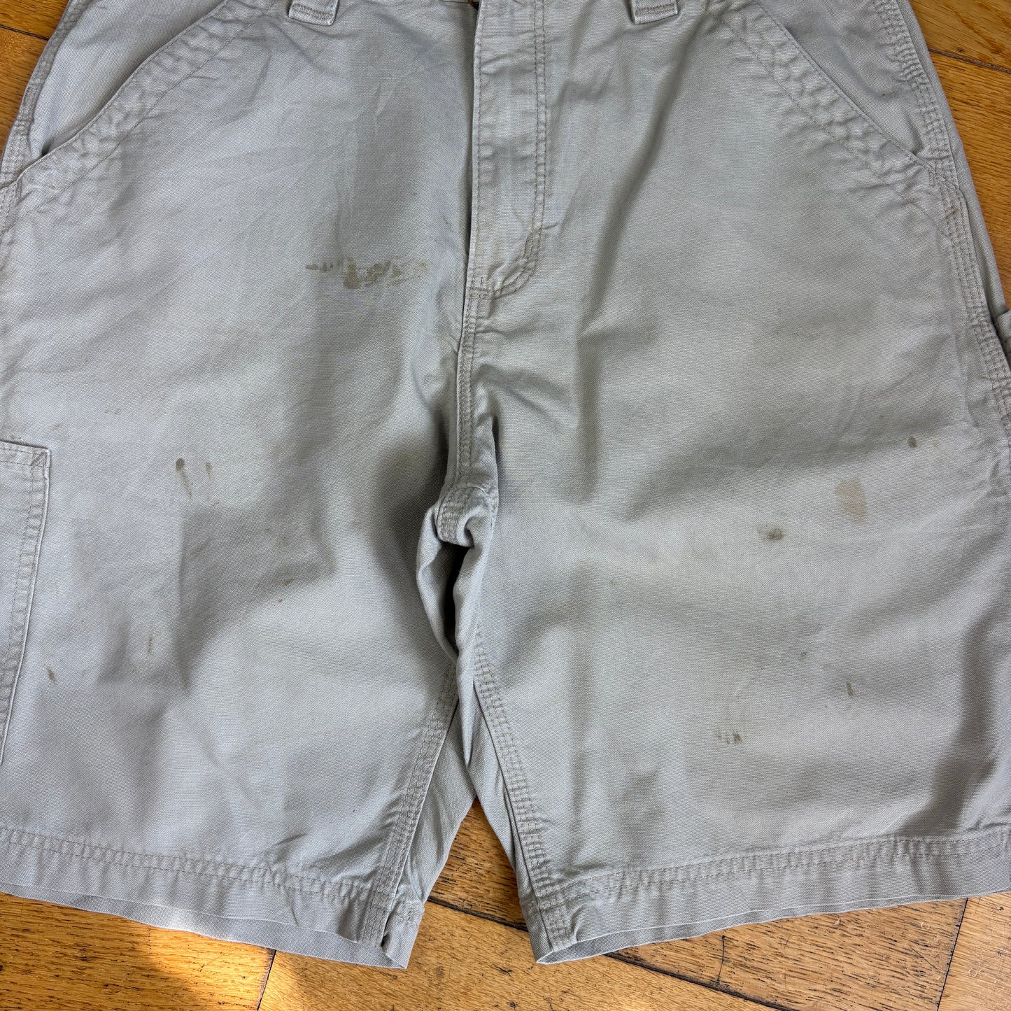 Vintage Carhartt Cream Workwear Baggy Carpenter Shorts - 32