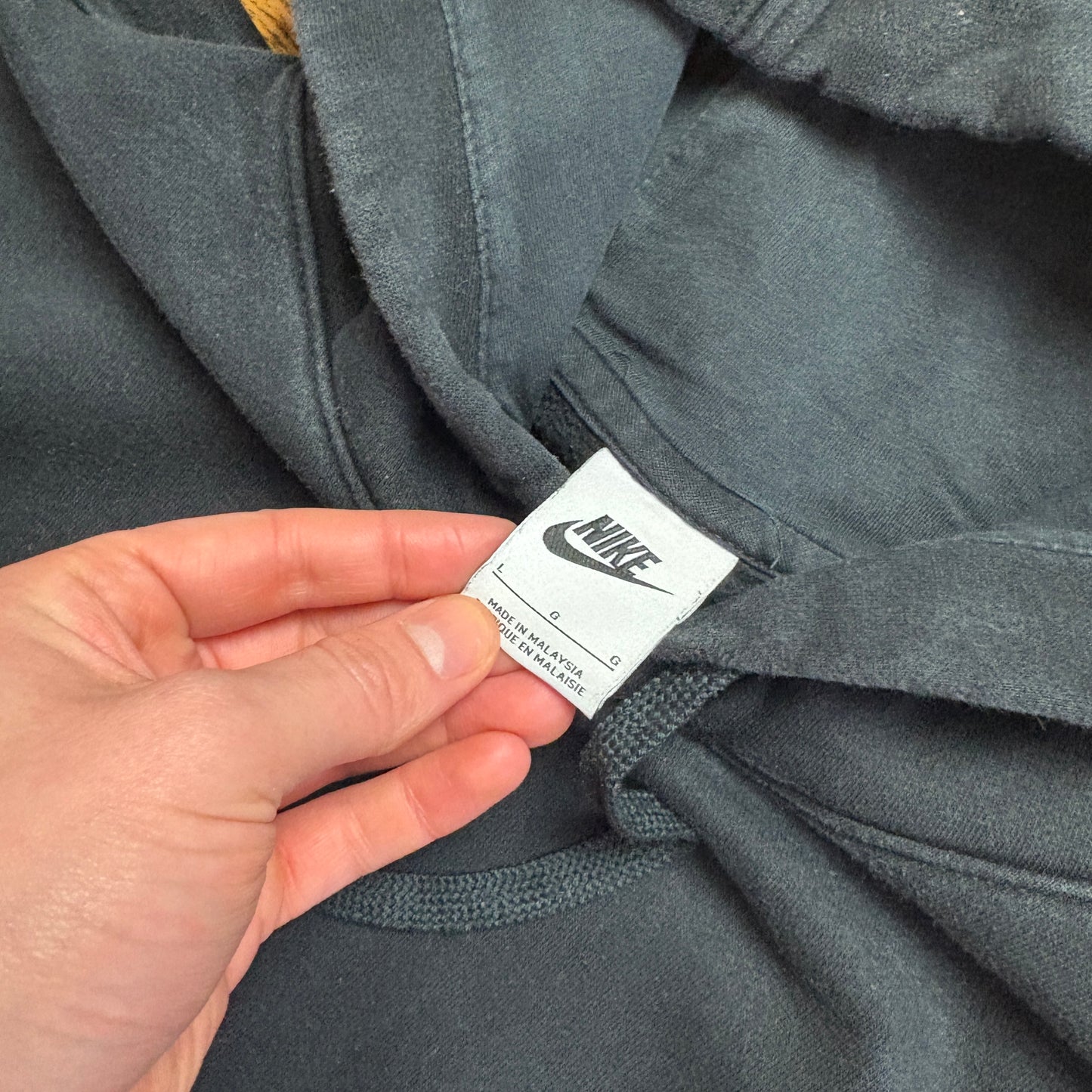 Vintage Nike Black Hoodie Embroidered Sweatshirt - L