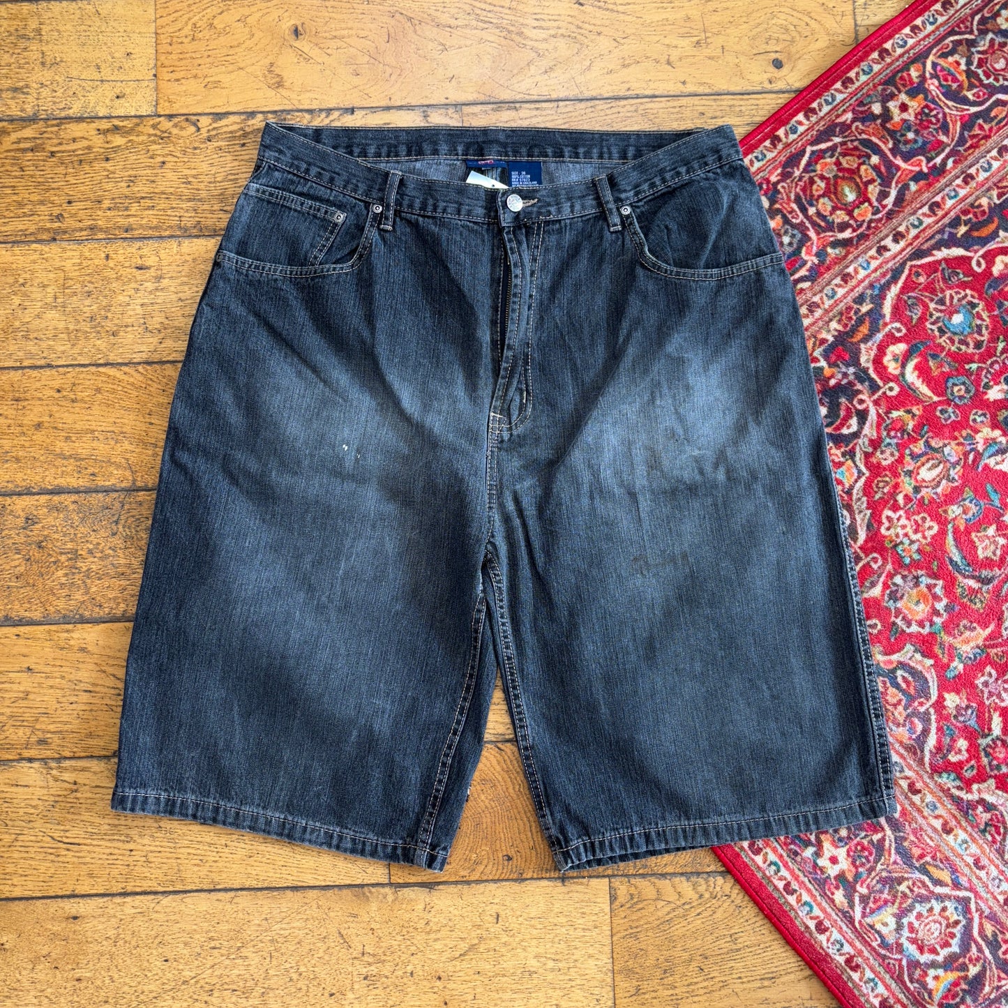 Vintage Bugle Boy Hip Hop Baggy Black Shorts Jorts - 38