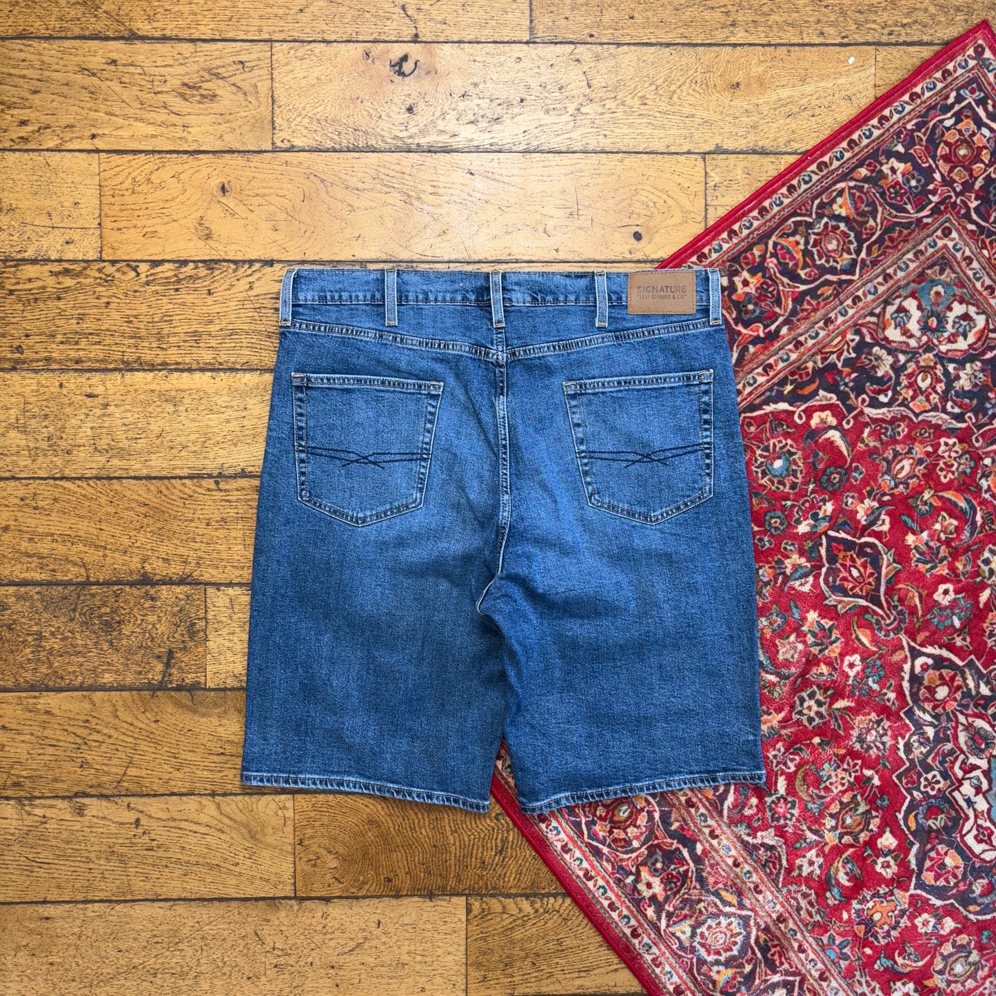 Vintage Levis Baggy Blue Denim Shorts - 40