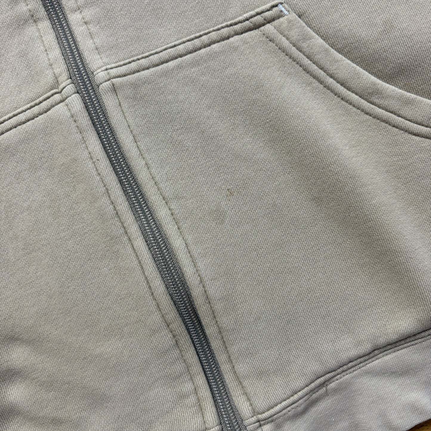 Vintage Oakley Cream Brown Spellout Boxy Cropped Sweatshirt - S