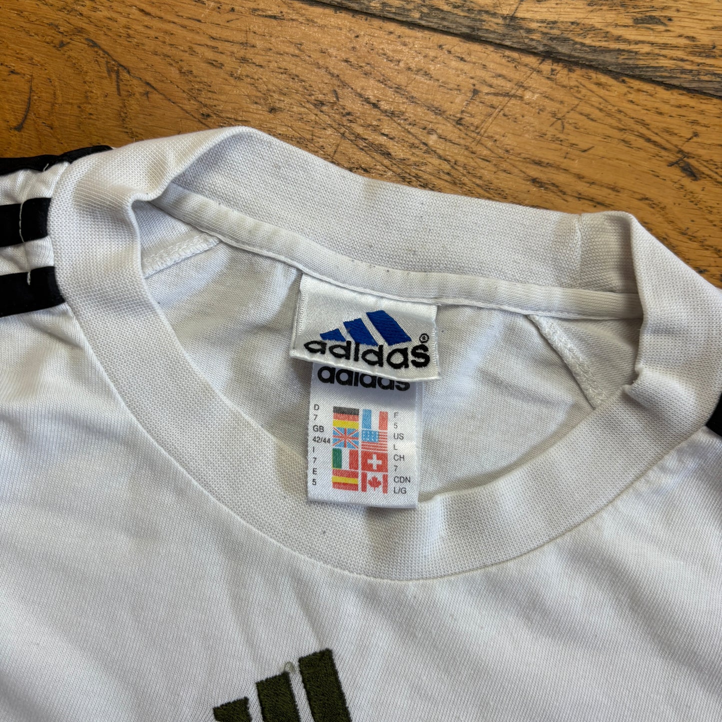 Vintage 90s Adidas Embroidered White T-Shirt - XL