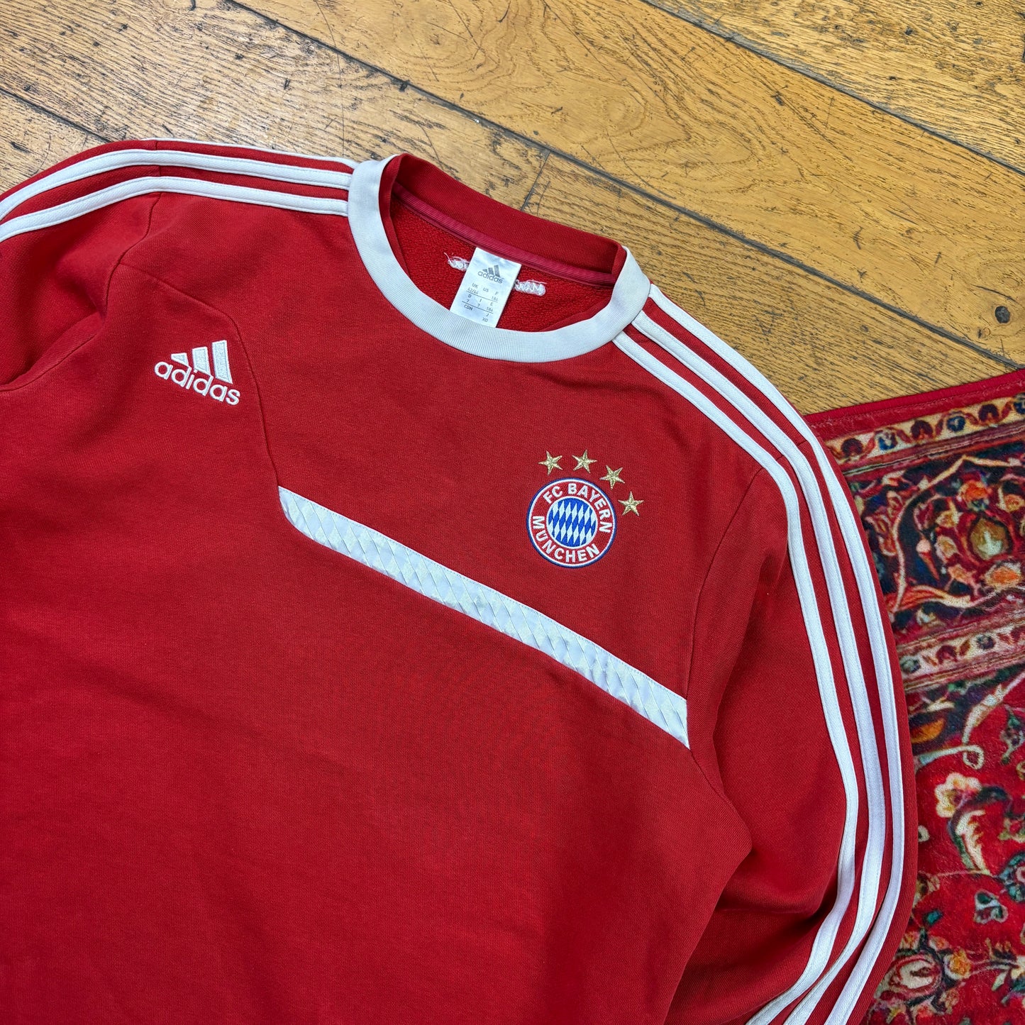 Vintage Adidas Bayern Munich Red Embroidered Sweatshirt - XL