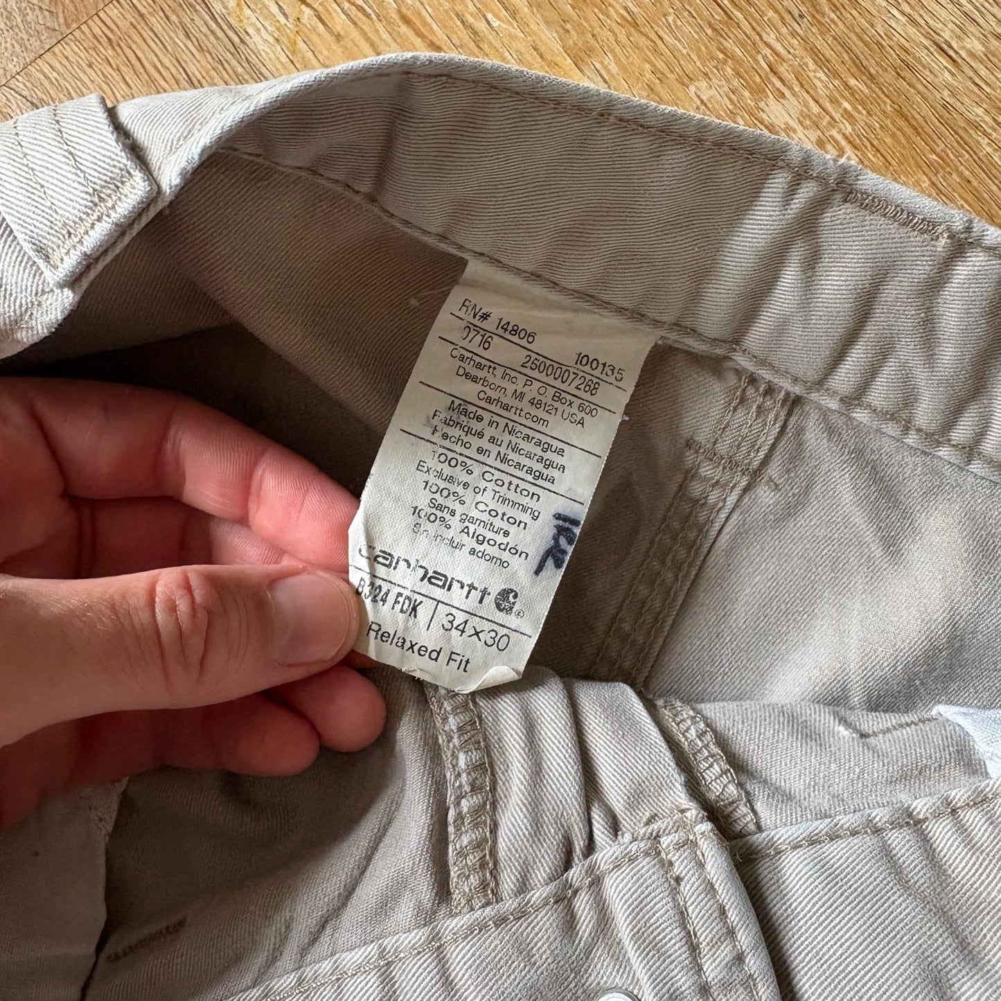 Vintage Carhartt Cream Light Brown Workwear Carpenter Baggy Trousers - 34S