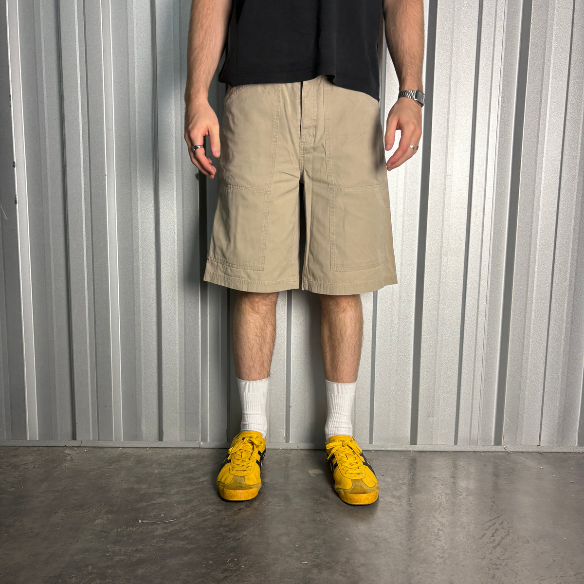 Nike ACG Cream Hiking Gorpcore Double Knee Pocket Cargo Shorts - M