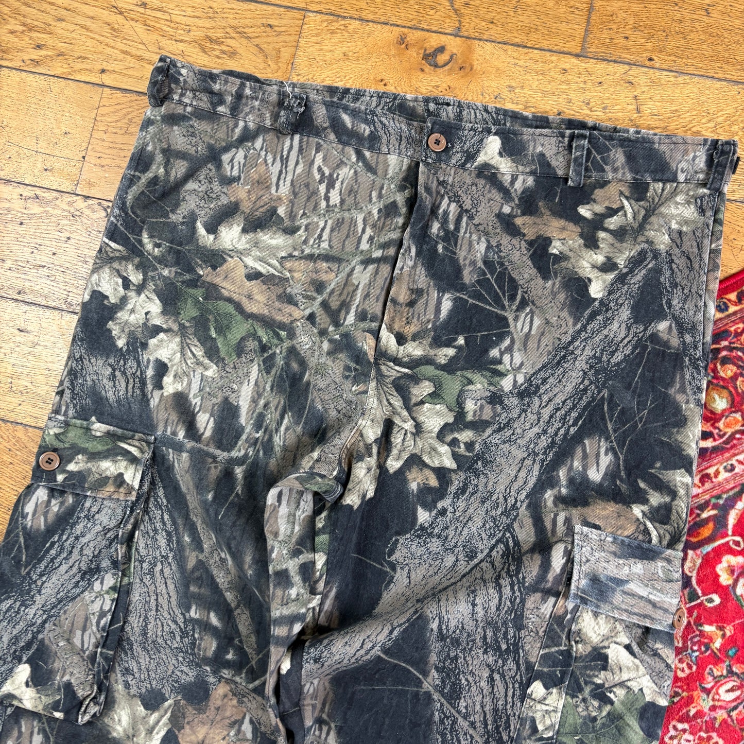 Vintage Real Tree Camo Green Hunting Workwear Trousers - 46