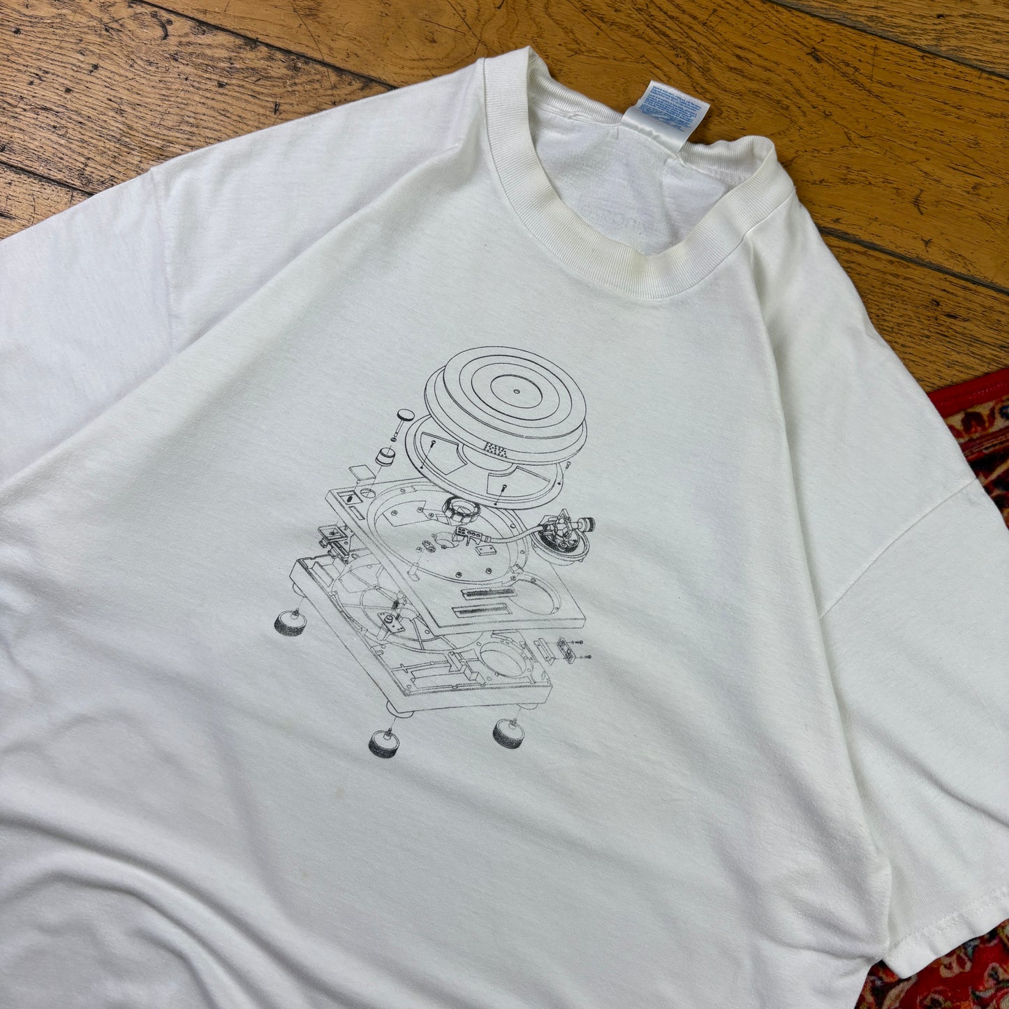 Vintage 90s Single Stitch White Turntable DJ Graphic T-Shirt - XL