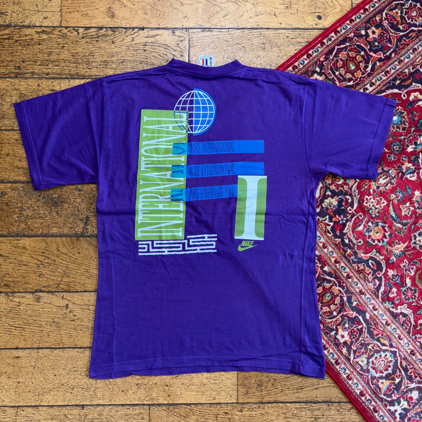 Vintage 90s Nike International Purple Rare Graphic T-Shirt - S