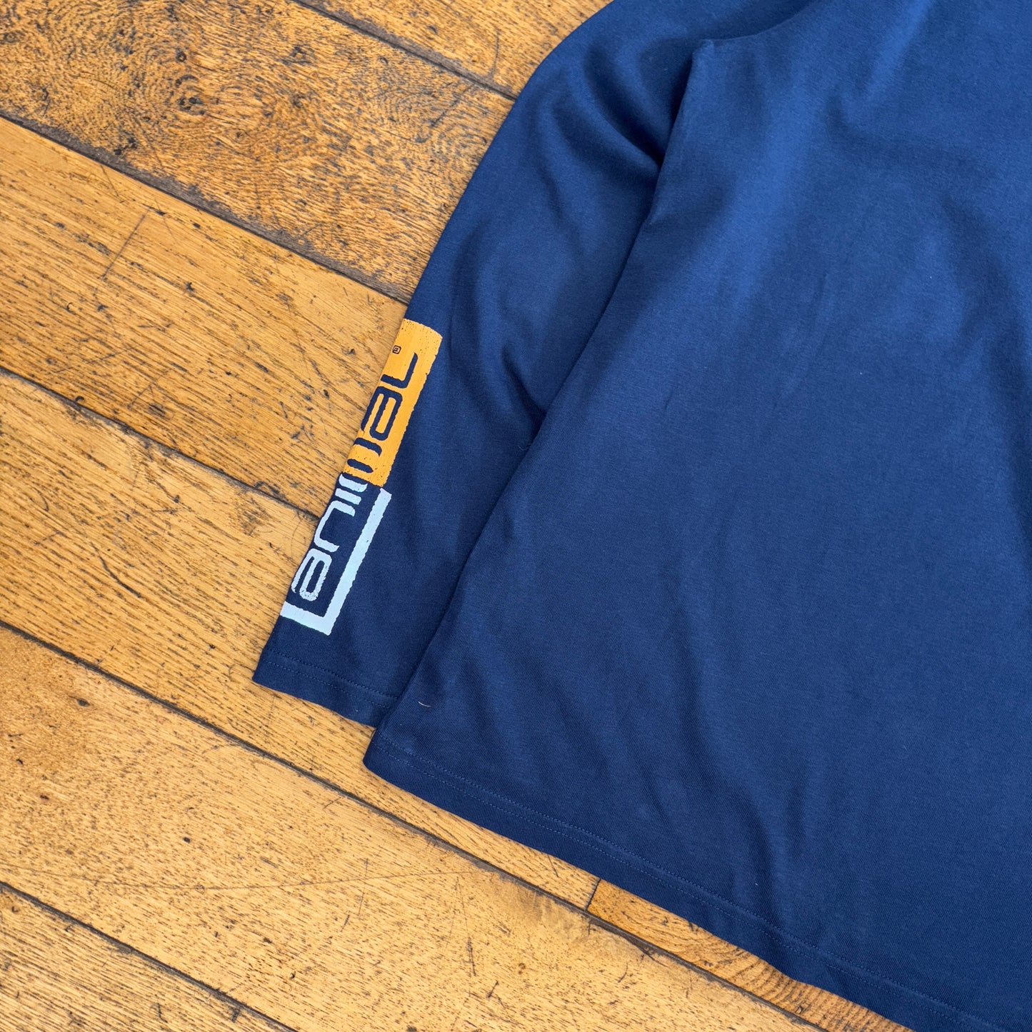 Vintage Animal Navy Surfwear Long Sleeve Graphic T-Shirt - XS