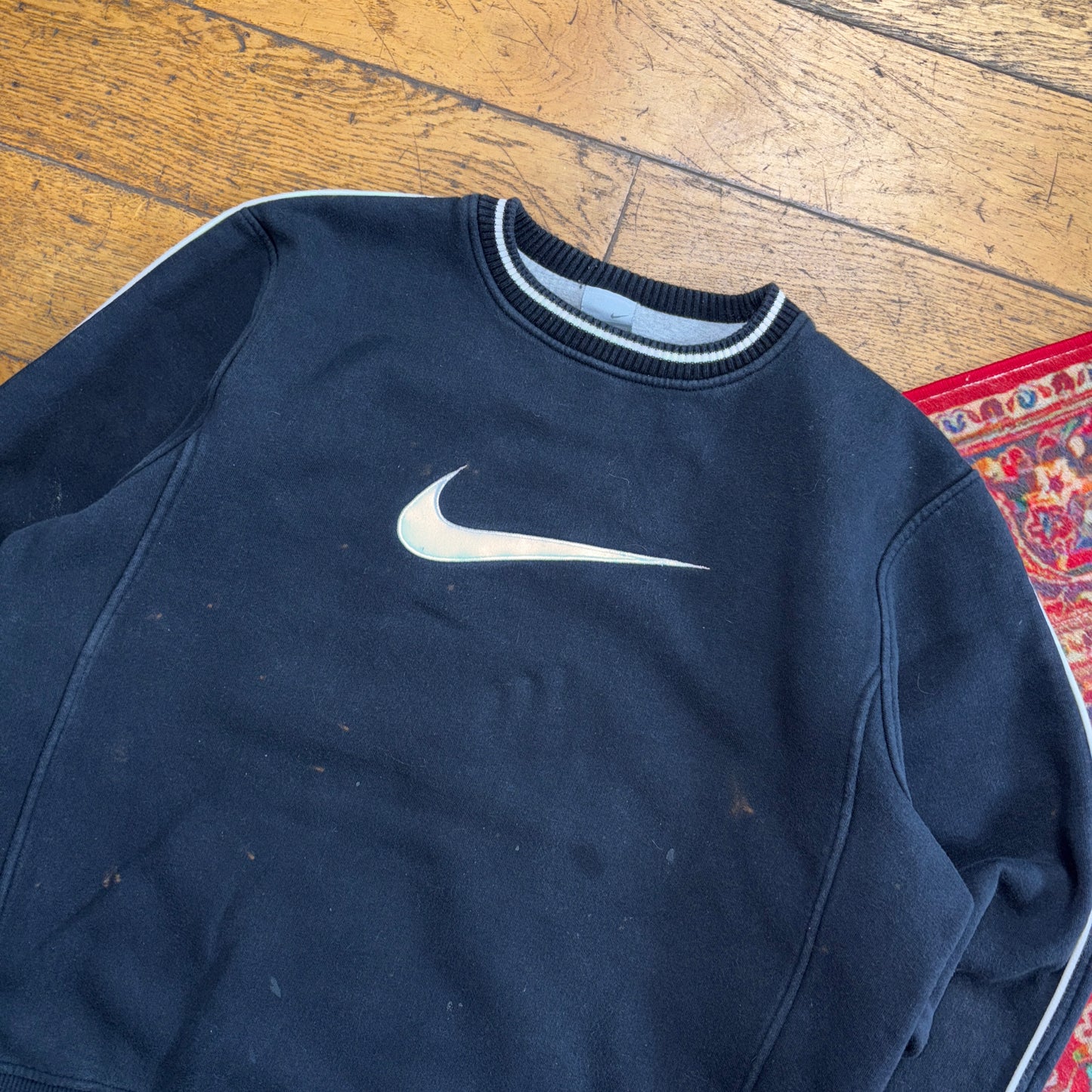 Vintage Nike Y2K Black Swoosh Embroidered Sweatshirt - M