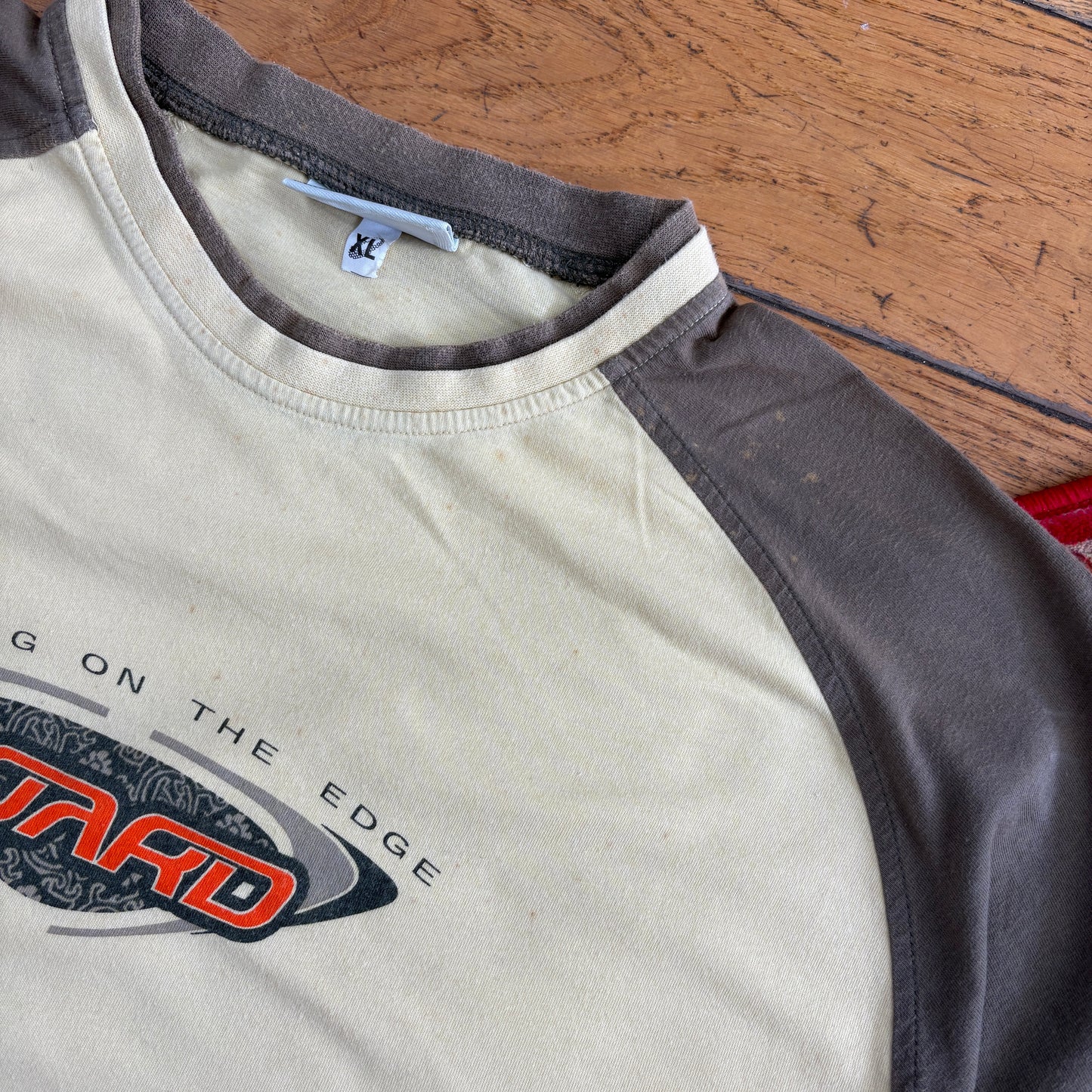 Vintage ASICS Surfwear Yellow Raglan Y2K T-Shirt - L