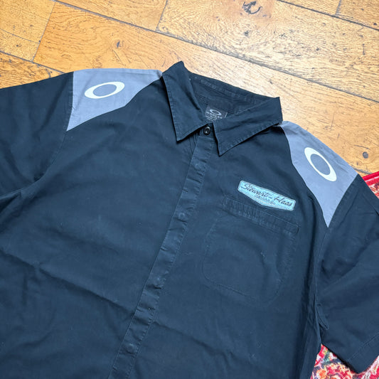 Vintage Oakley Black Short Sleeve Workwear Racing Embroidered Shirt - XL
