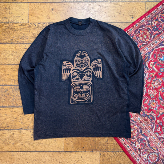 Vintage Totem Pole Black Long Sleeve Graphic T-Shirt - M