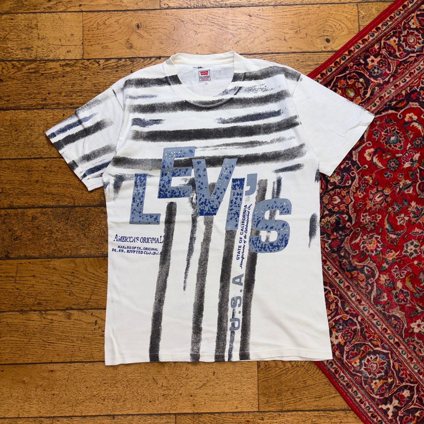 Vintage Levis White All Over Print Graphic T-Shirt - S