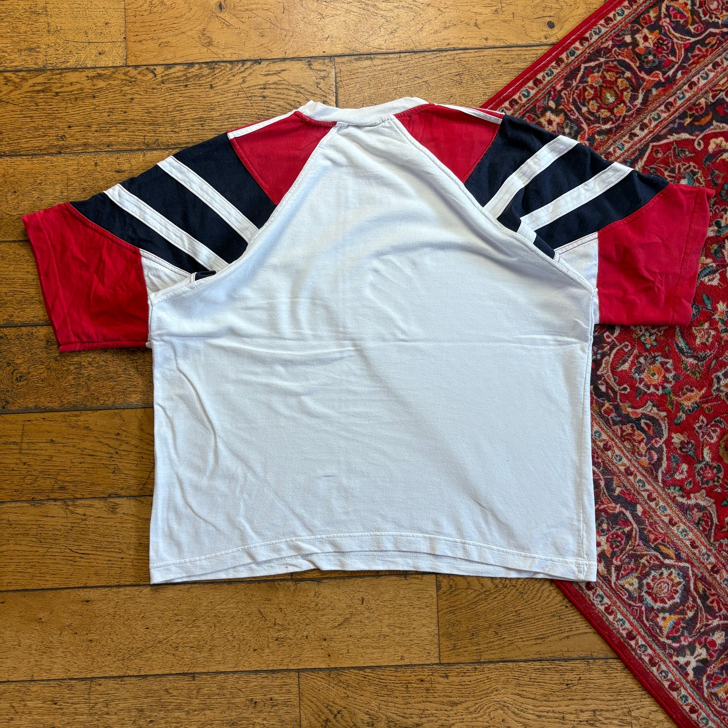 Vintage 90s Adidas Embroidered White Boxy Graphic T-Shirt - XL