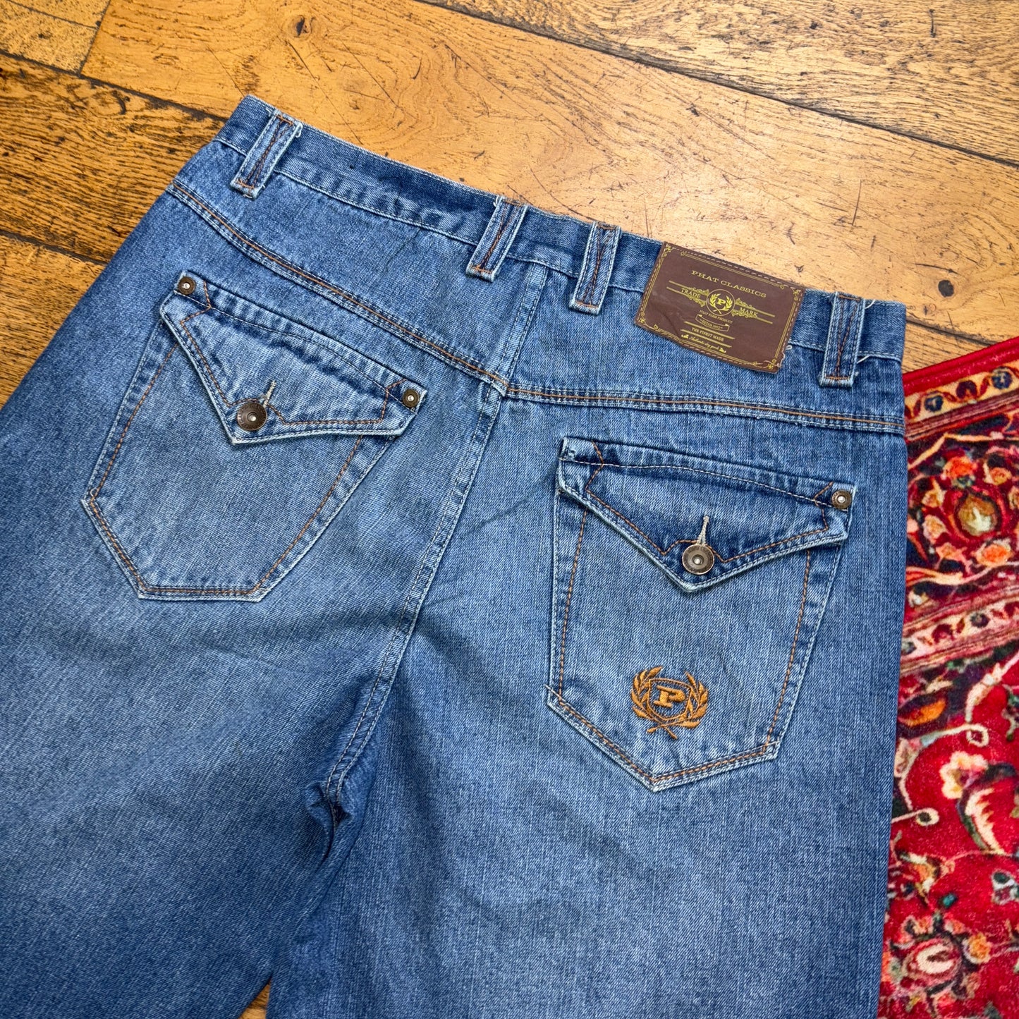 Vintage Phat Farm Blue Embroidered Y2K Hip Hop Baggy Jeans Shorts Jorts - 38