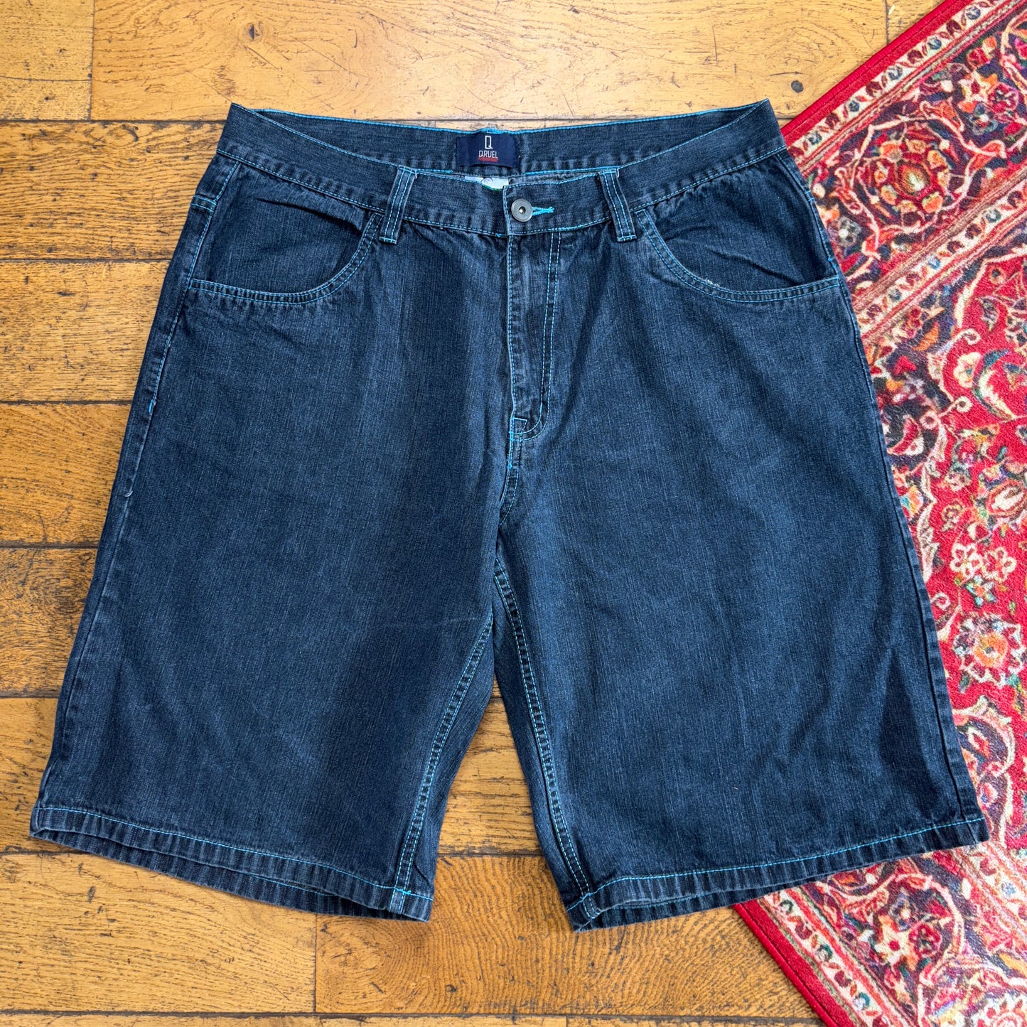 Vintage Qruel Navy Embroidered Y2K Hip Hop Baggy Jeans Shorts Jorts - 38