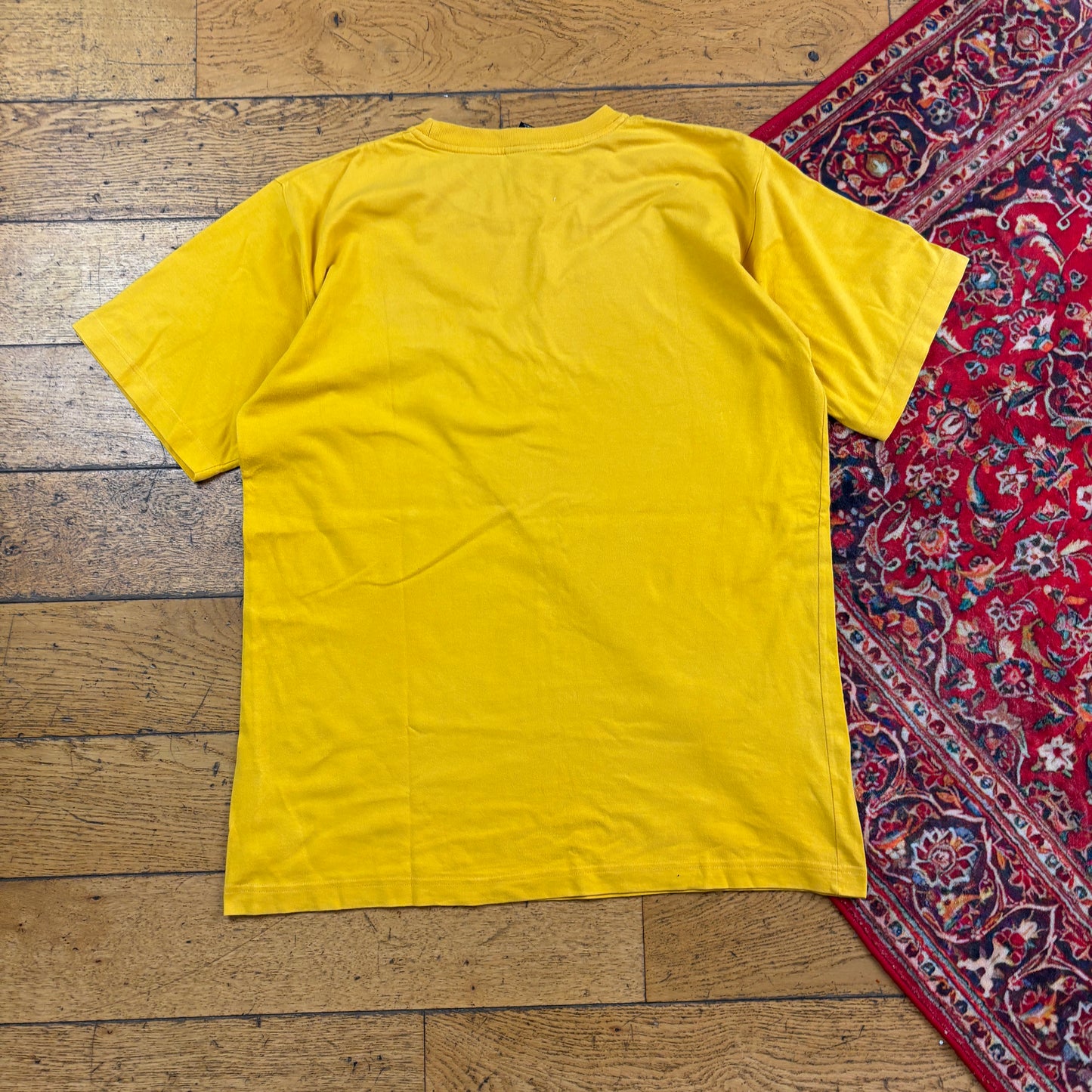 Vintage Nike Y2K Yellow Swoosh Graphic T-Shirt - M