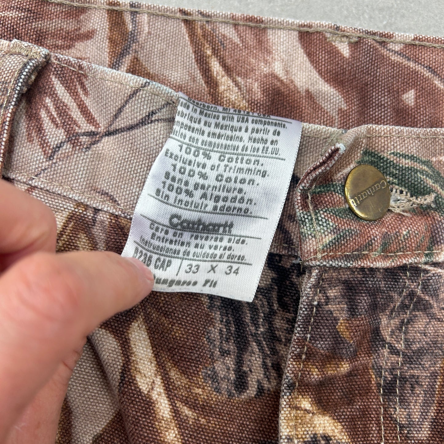 Vintage Carhartt Workwear Brown Realtree Camo Baggy Carpenter Shorts - 33