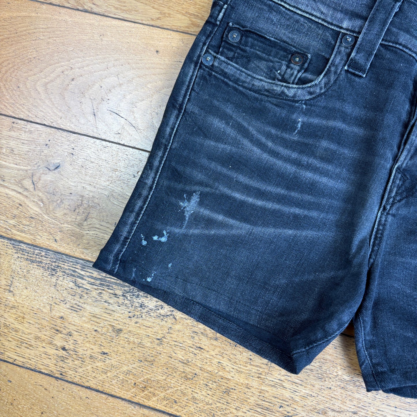 Vintage True Religion Black Embroidered Y2K Shorts Jorts - 30