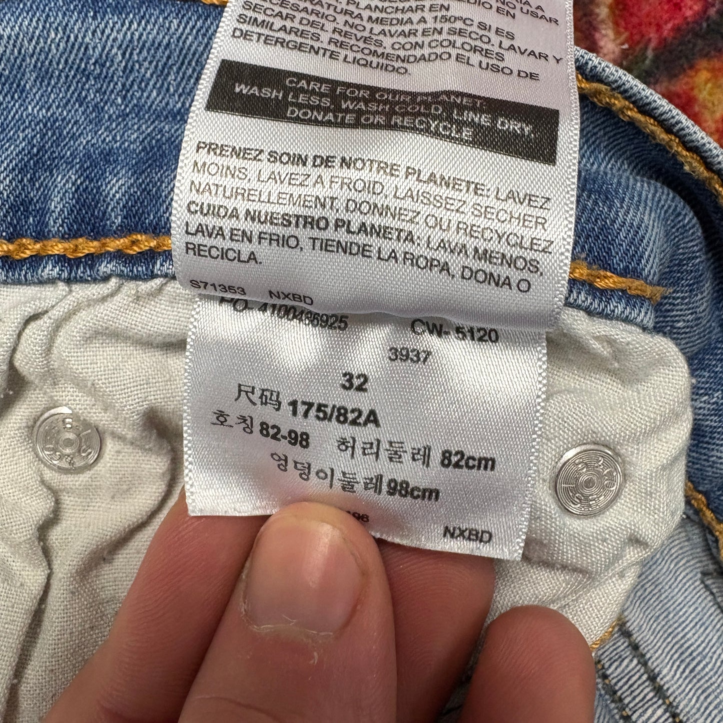 Vintage Levis Blue Denim Shorts - 34