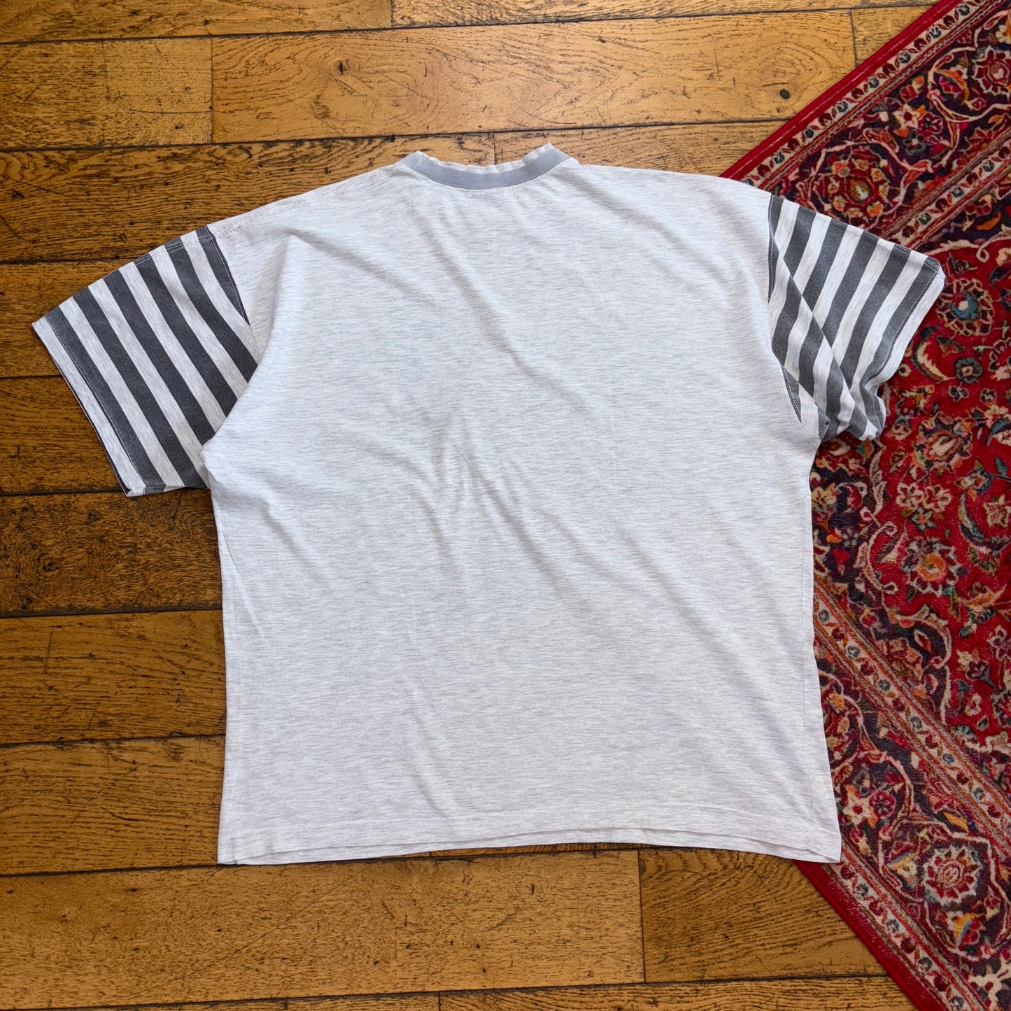 Vintage 90s Grey Surfwear Stripe Graphic T-Shirt - XL